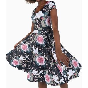 BM Koson Flowers Cap Sleeve Pocket Midi Dress